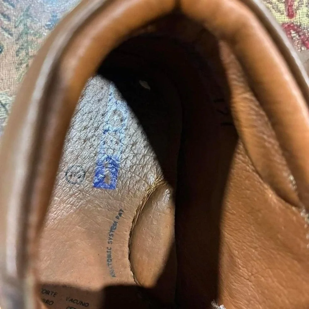 Tan leather ankle boots with laces Mexico size 17 1/2 leather shoes for kids.